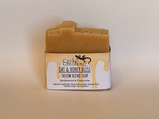 Tallow Blend Soap – Honey & Oat Bliss (Lavender, Sandalwood & Chamomile)